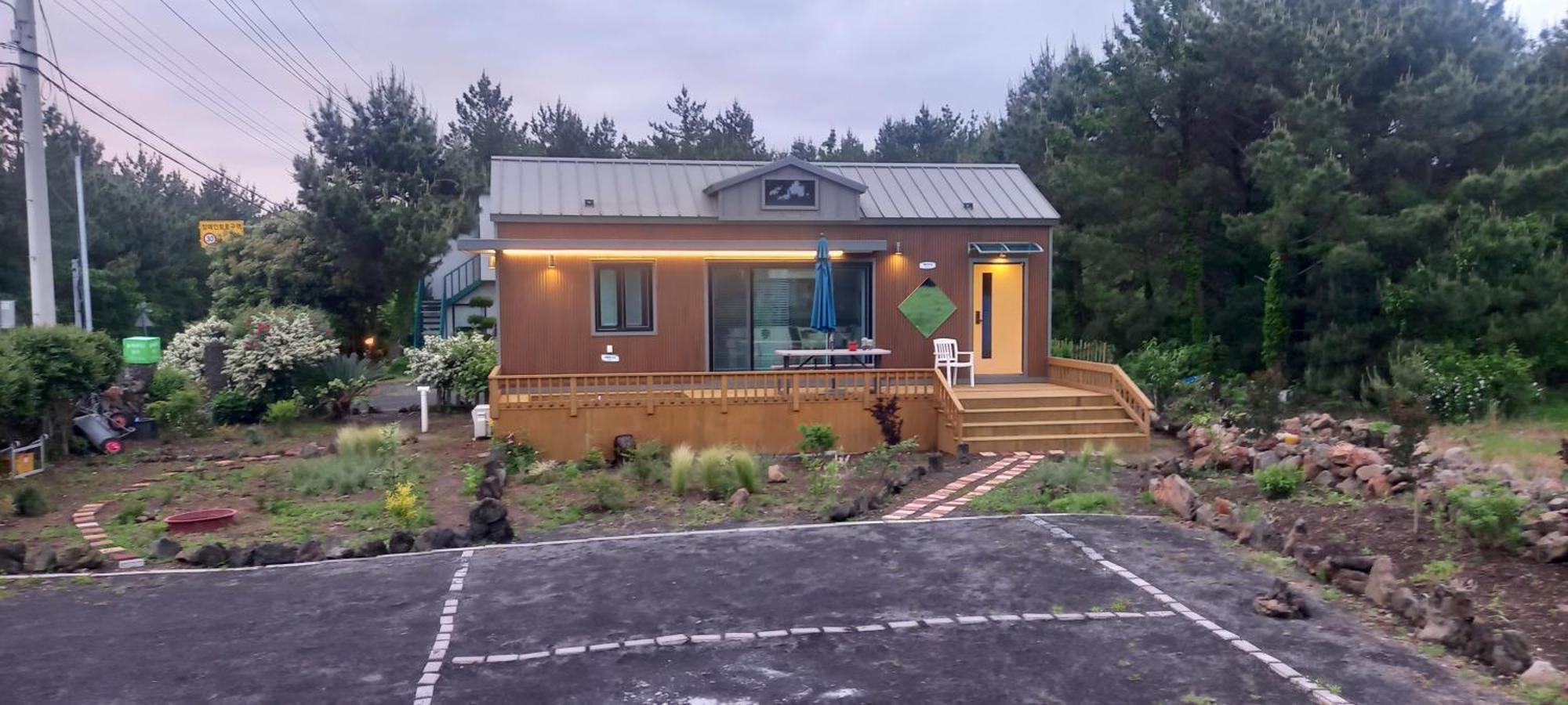 Hamdeok Pool Villa Pension 済州市 エクステリア 写真