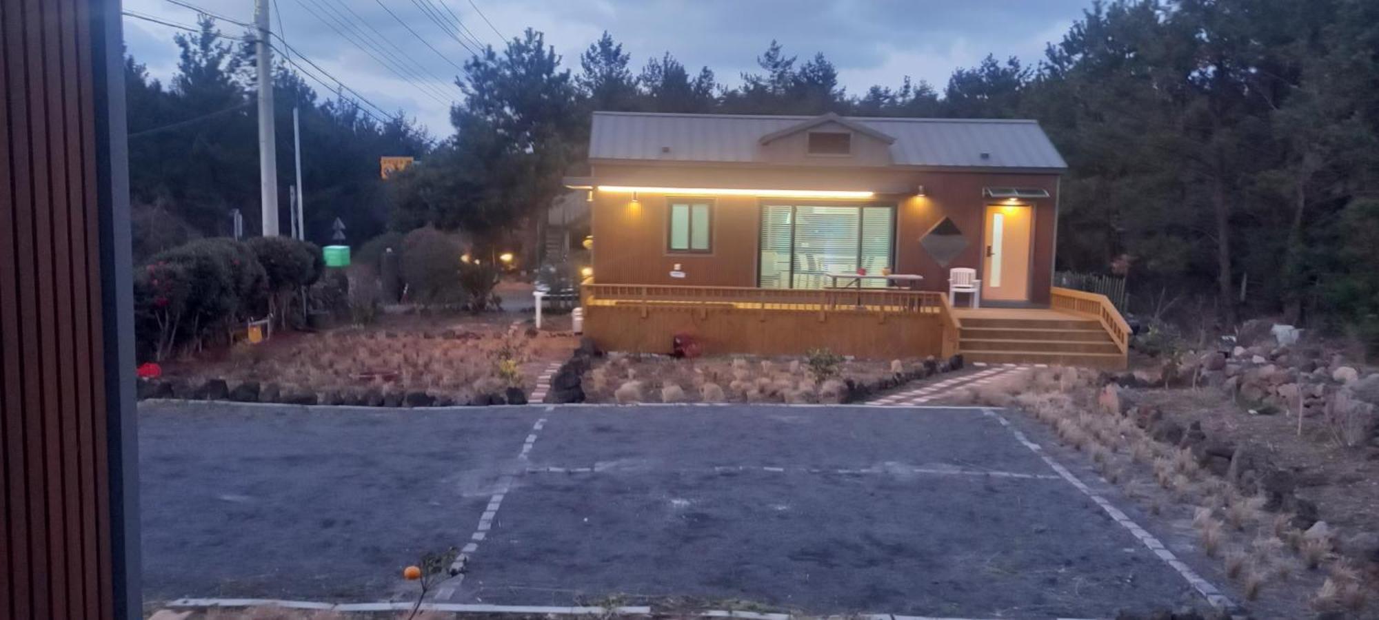Hamdeok Pool Villa Pension 済州市 エクステリア 写真